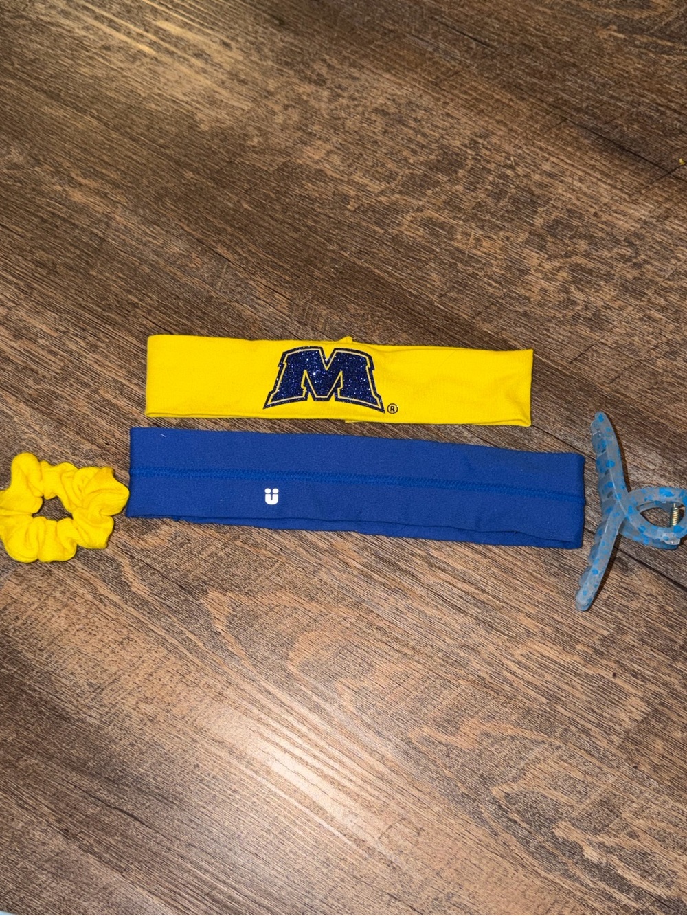 Morehead State University Athletic Headband and Scrunchie/Claw Clip Set